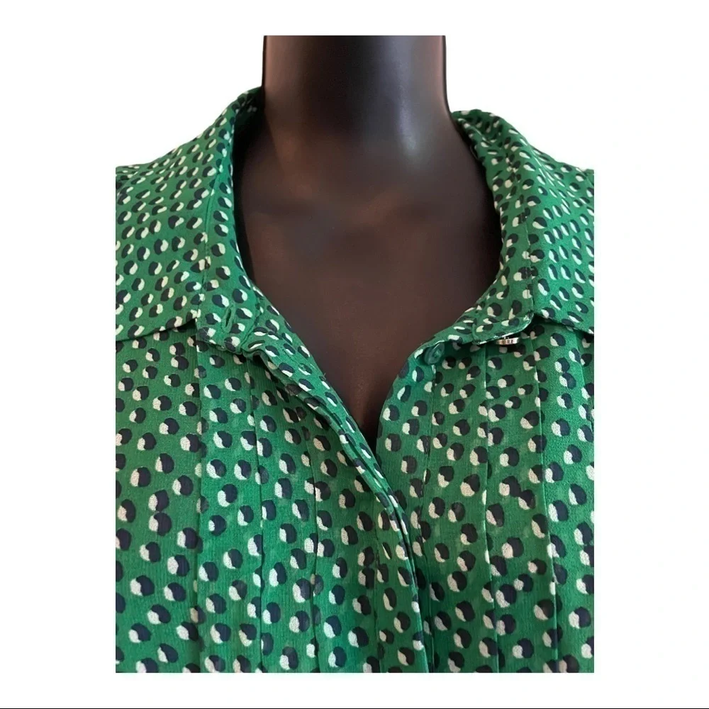 𝅺tom Baker green sheer cover up